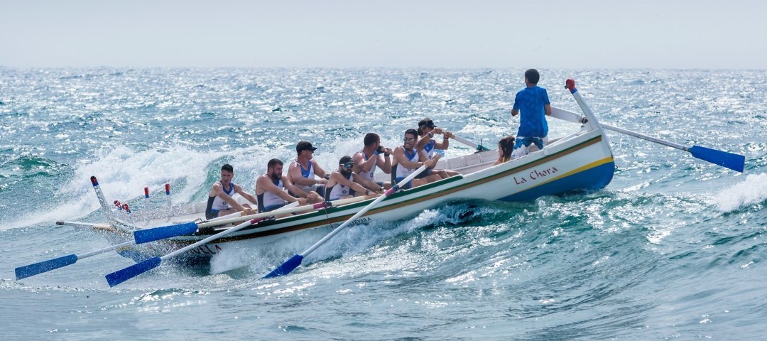 SlideShare cover: PROCUREMENT LEADERS AND FOLLOWERS. WHERE ARE THE MAIN GAPS?