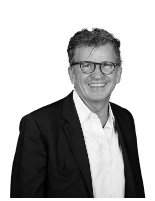 SlideShare cover: Bernard Gracia interview: Key skills for successful purchasing professionals